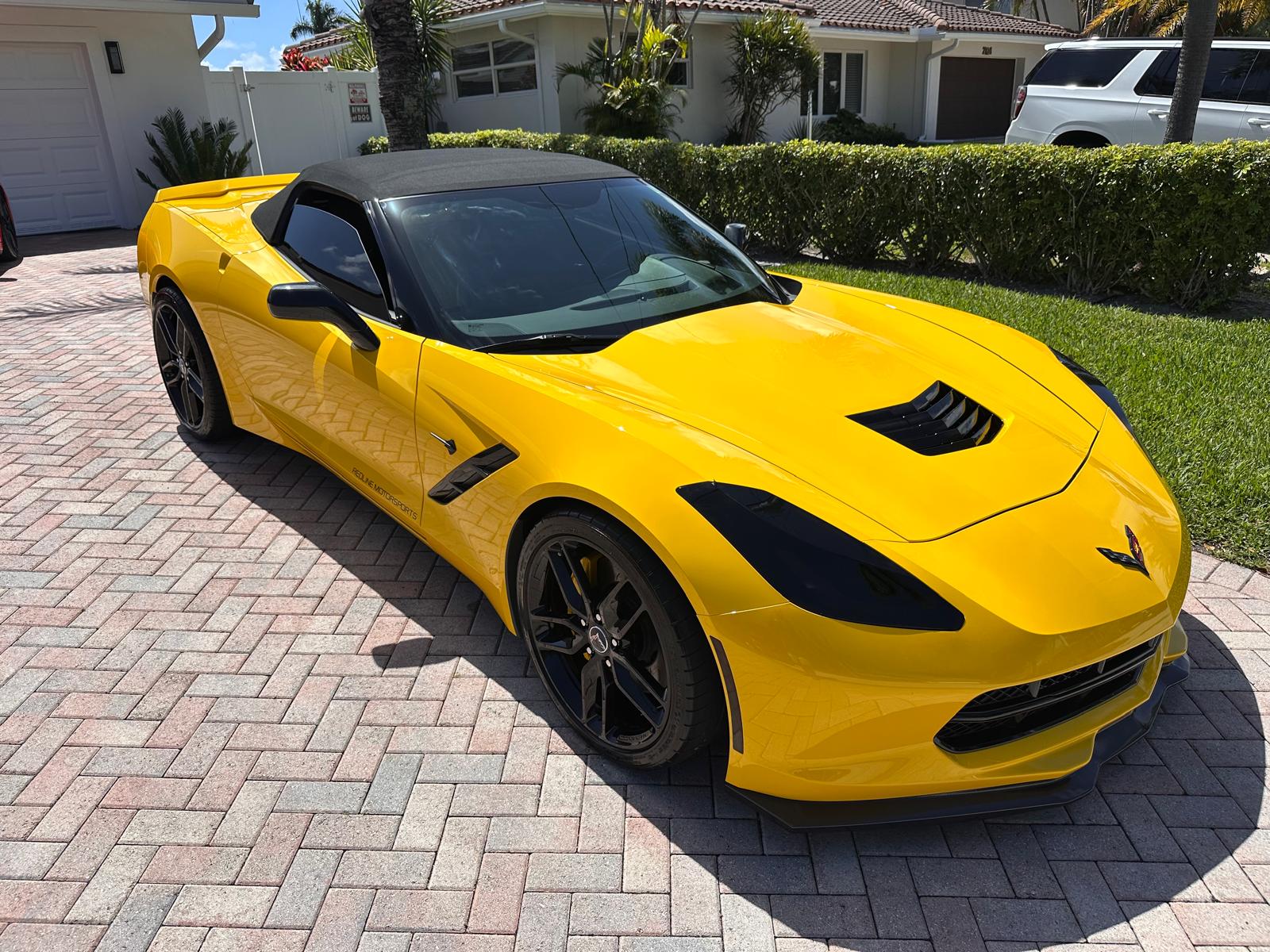 Car detailing in Pompano Beach FL
